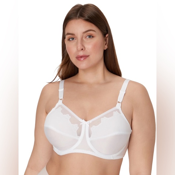 Bali Other - NWT BALI Flower Underwire Bra 36F (36DDD)